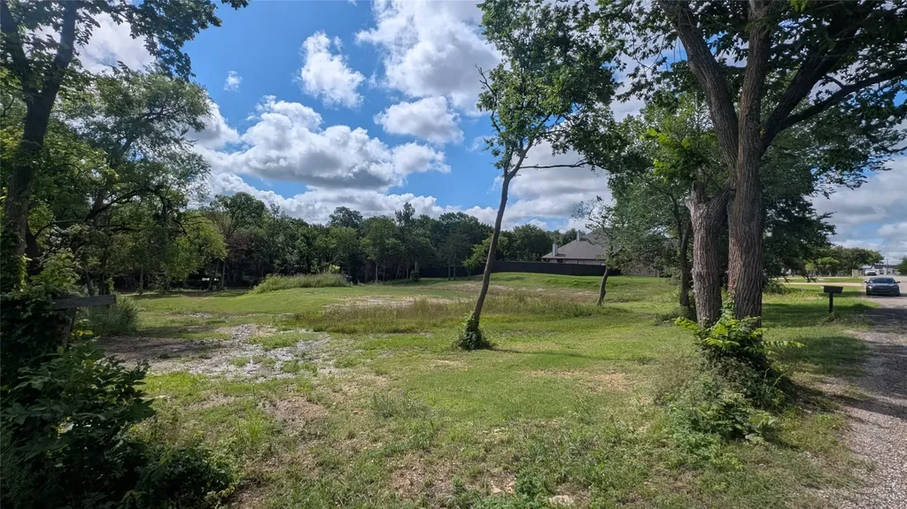 307 Ridgeview Road Sherman TX 75092