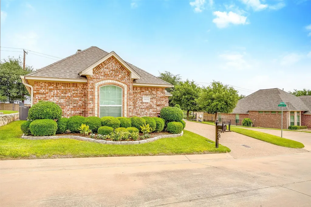 11624 Virginia Way Court Fort Worth TX 76008