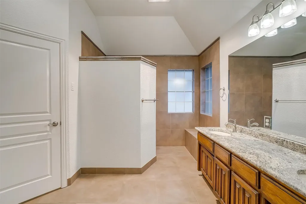 11624 Virginia Way Court Fort Worth TX 76008