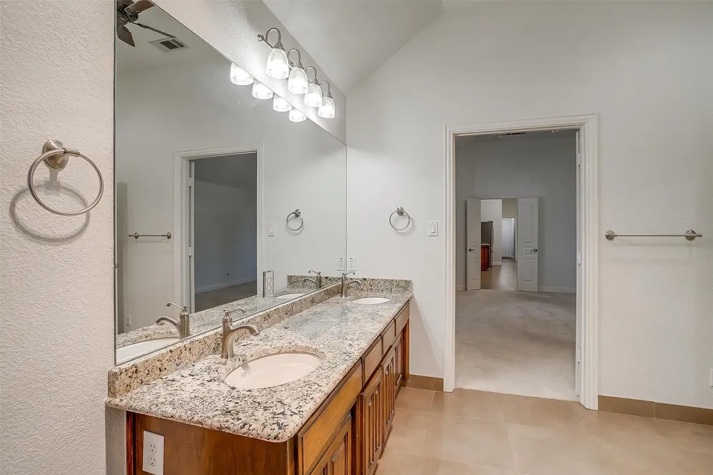 11624 Virginia Way Court Fort Worth TX 76008