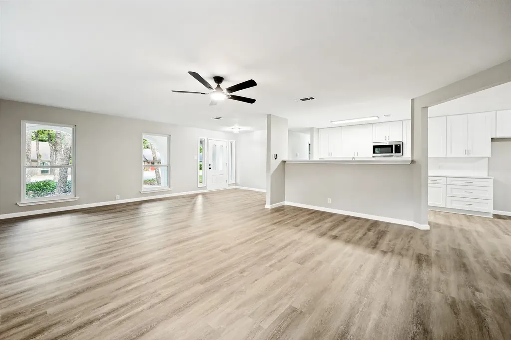 444 Billy Creek Circle Hurst TX 76053