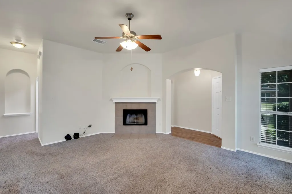 201 Old Settlers Trail Waxahachie TX 75167
