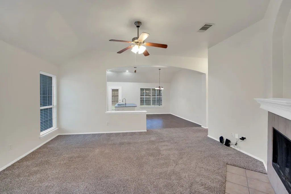 201 Old Settlers Trail Waxahachie TX 75167
