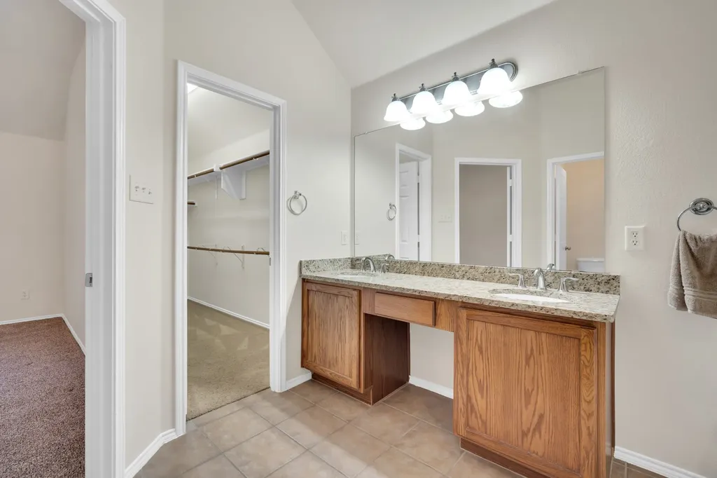 201 Old Settlers Trail Waxahachie TX 75167