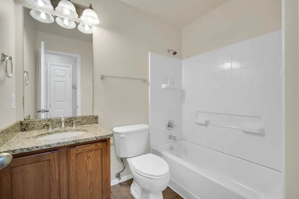 201 Old Settlers Trail Waxahachie TX 75167