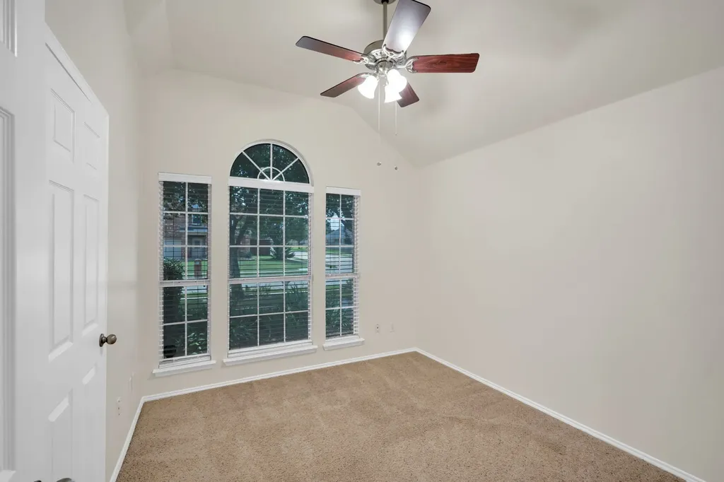 201 Old Settlers Trail Waxahachie TX 75167
