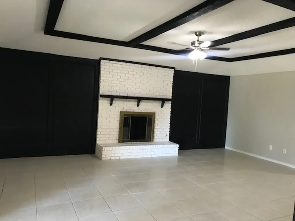4009 Azalea Lane Garland TX 75043