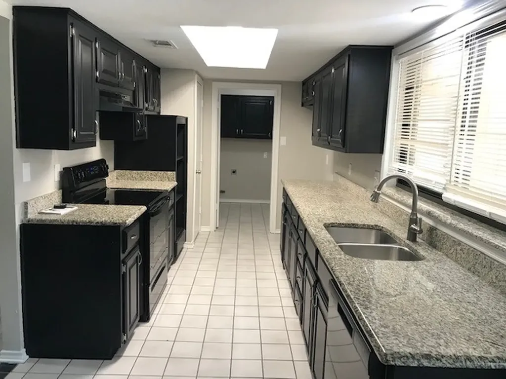 4009 Azalea Lane Garland TX 75043