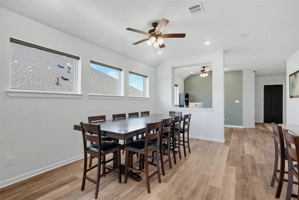 5329 Waterview Court Haltom City TX 76137