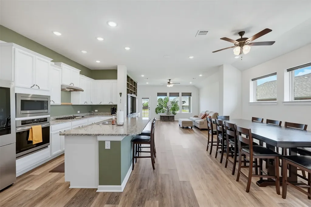 5329 Waterview Court Haltom City TX 76137