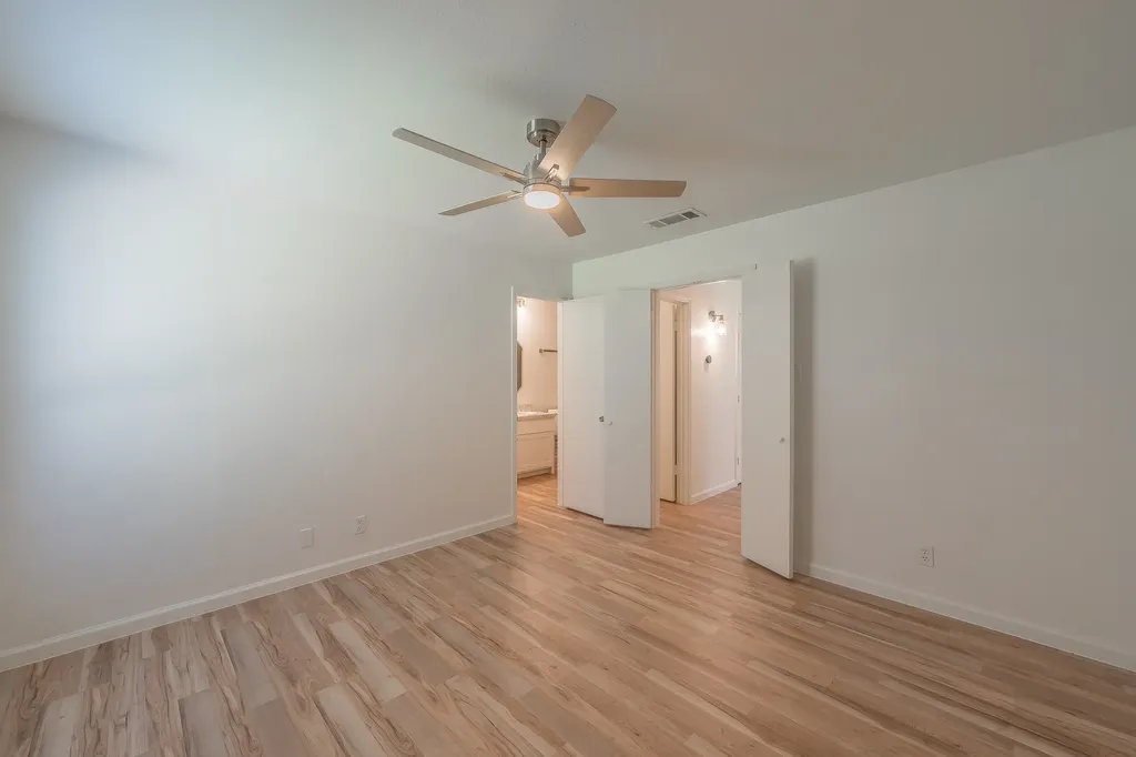 1204 Harwell Drive Arlington TX 76011