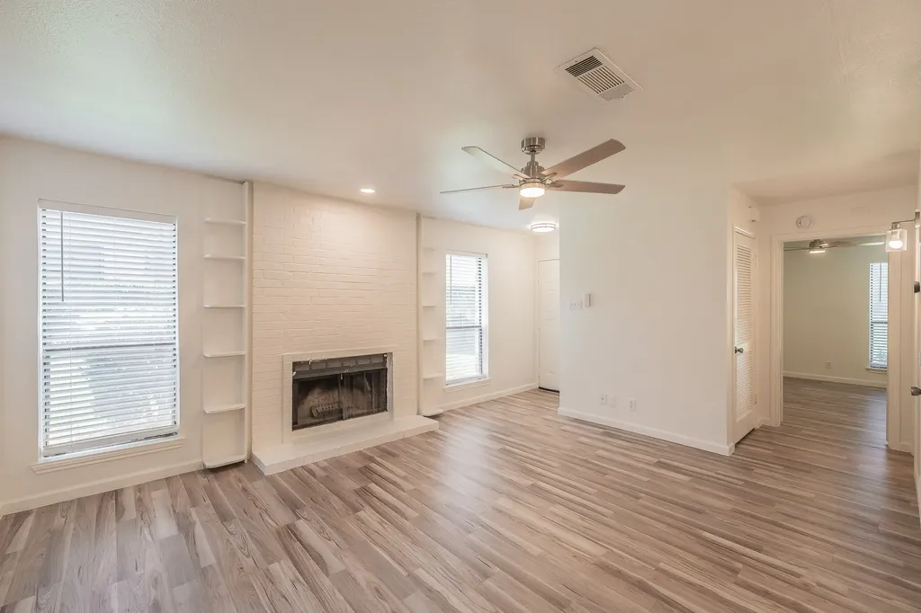 1204 Harwell Drive Arlington TX 76011