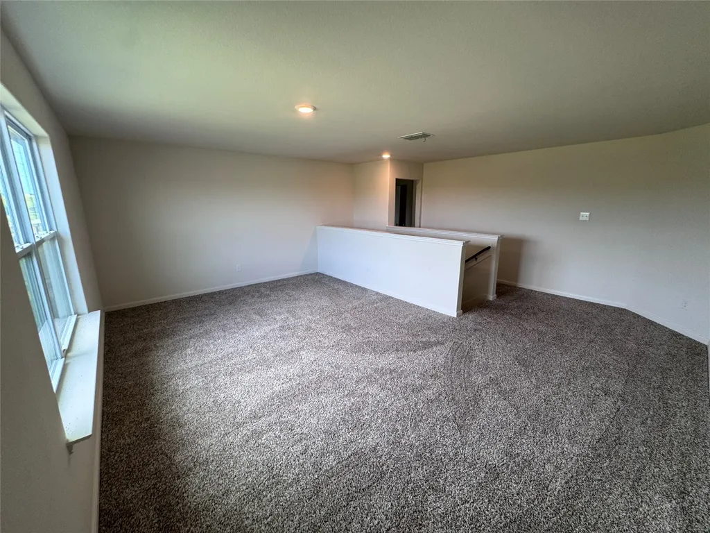 152 Banjo Trail Newark TX 76071