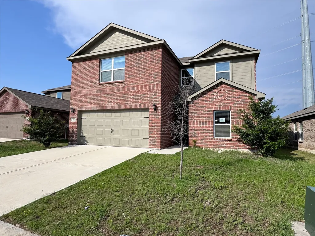 152 Banjo Trail Newark TX 76071