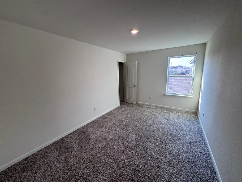 152 Banjo Trail Newark TX 76071