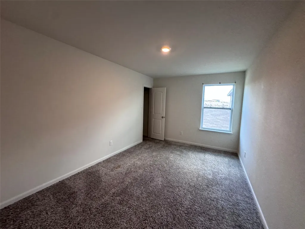152 Banjo Trail Newark TX 76071