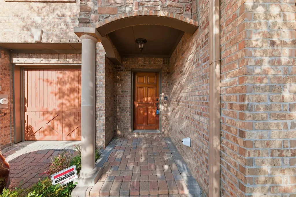 563 Rockingham Drive Irving TX 75063