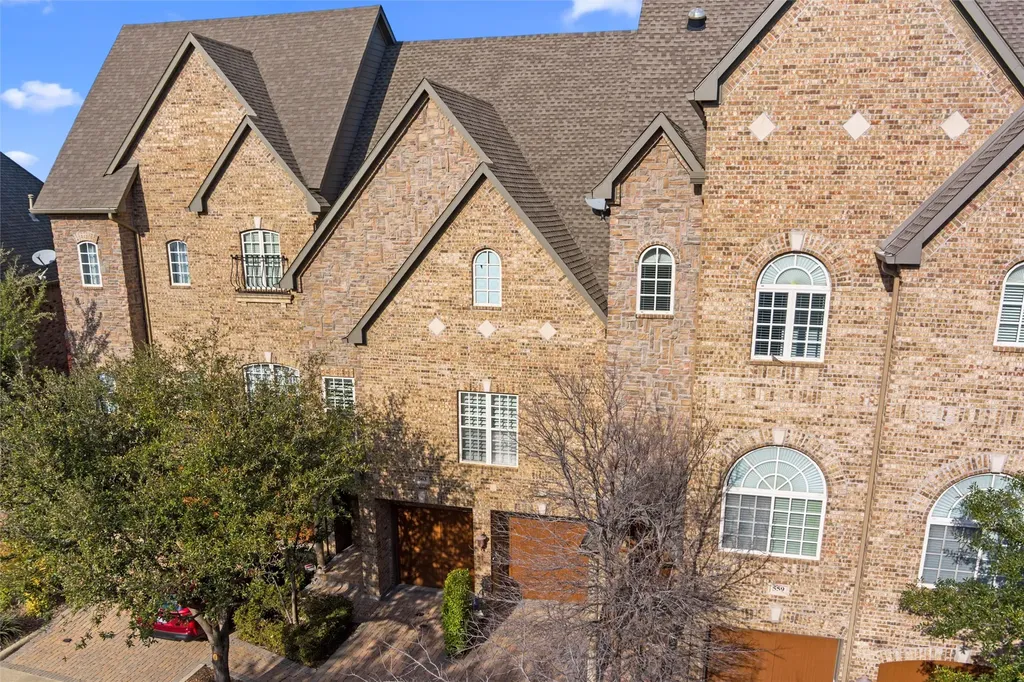 563 Rockingham Drive Irving TX 75063