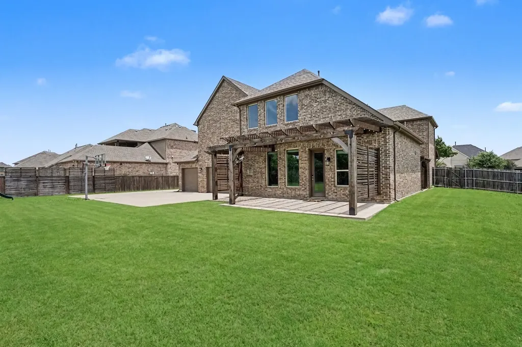 273 Shallow Brook Drive Sunnyvale TX 75182