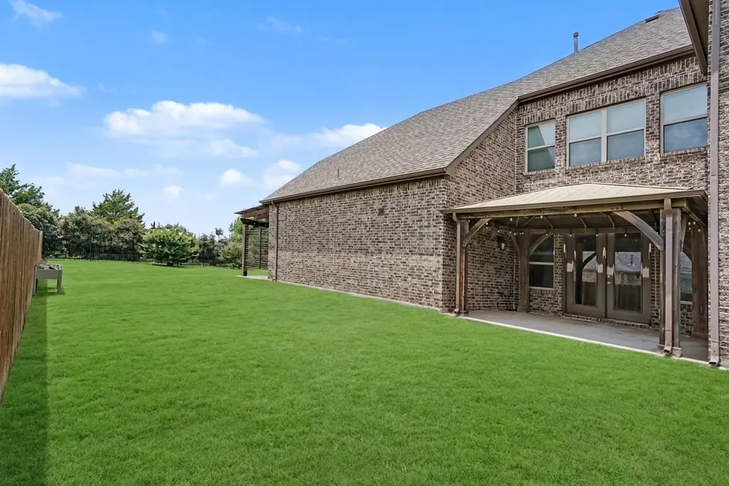 273 Shallow Brook Drive Sunnyvale TX 75182