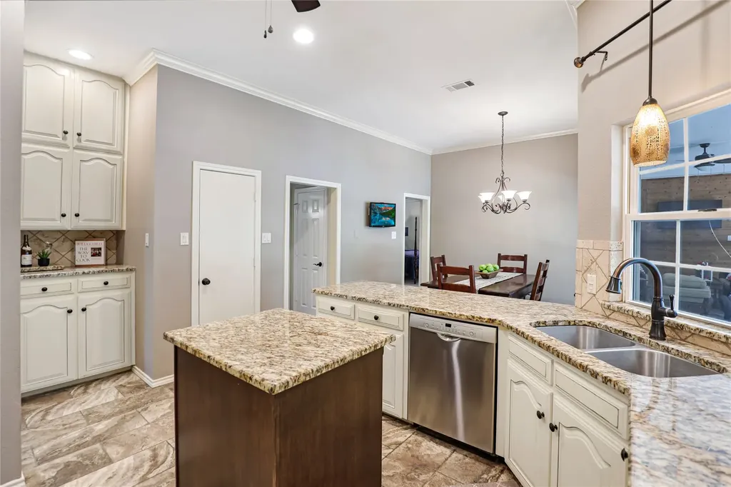 1346 Forest Lane Southlake TX 76092