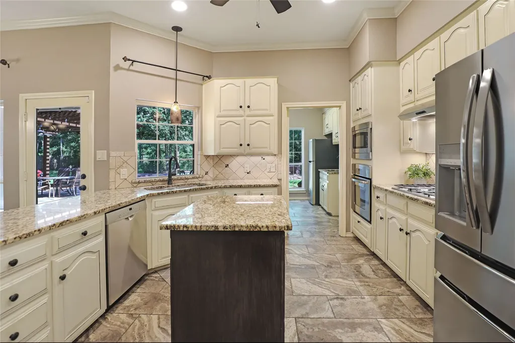 1346 Forest Lane Southlake TX 76092