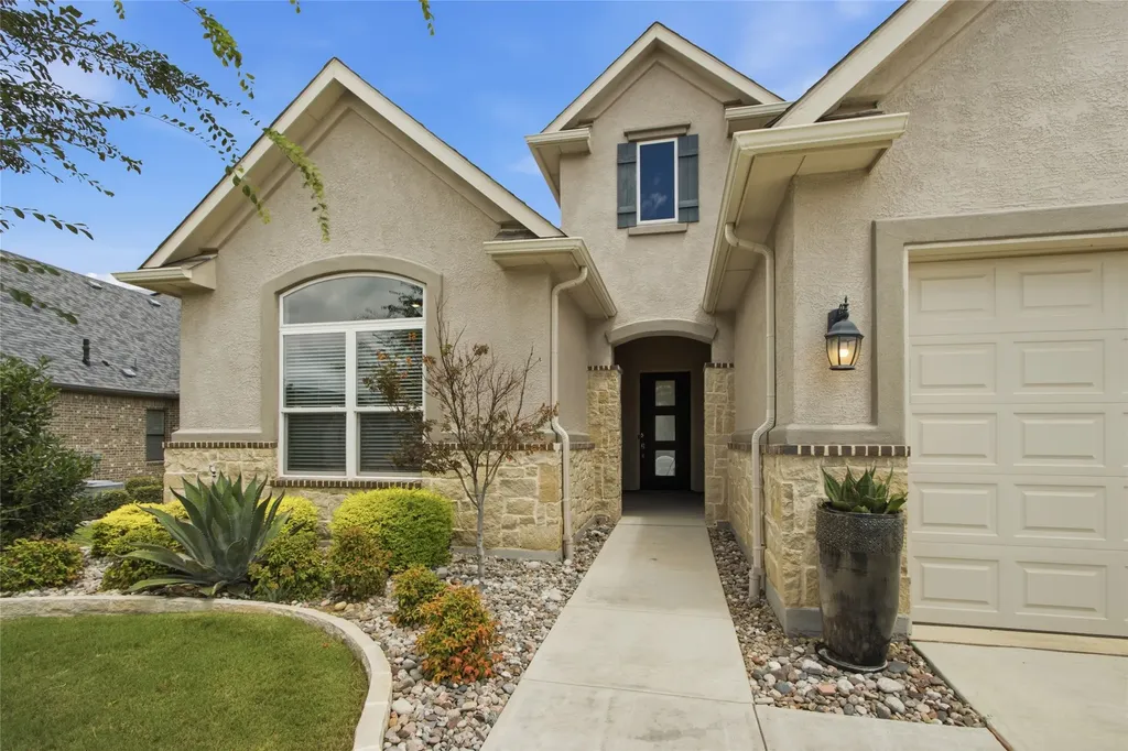 10908 Goodland Drive Denton TX 76207