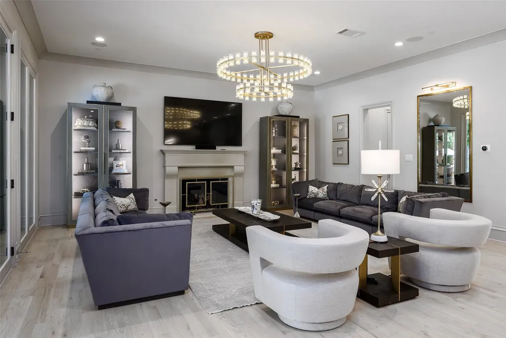 6517 Prestonshire Lane Dallas TX 75225