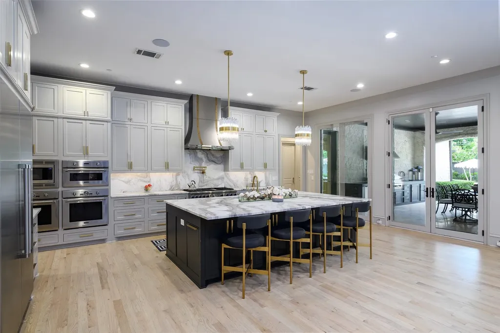 6517 Prestonshire Lane Dallas TX 75225