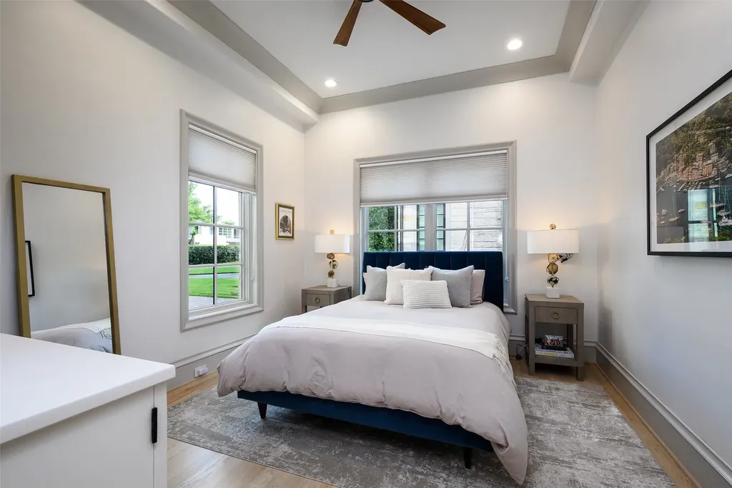 6517 Prestonshire Lane Dallas TX 75225