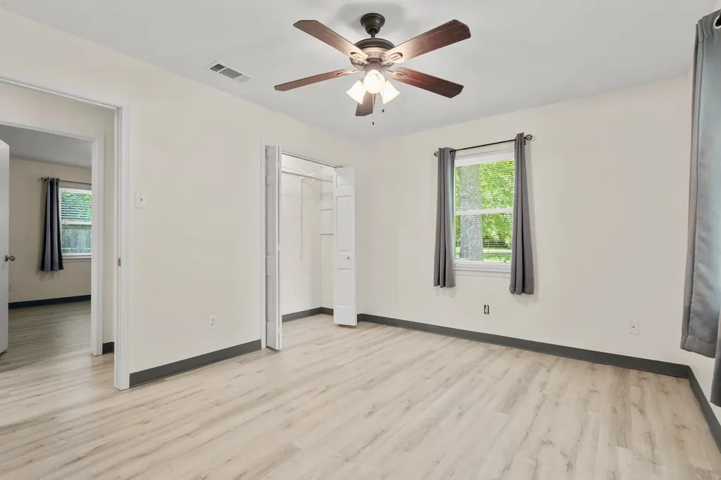 6204 Sayle Street Greenville TX 75402
