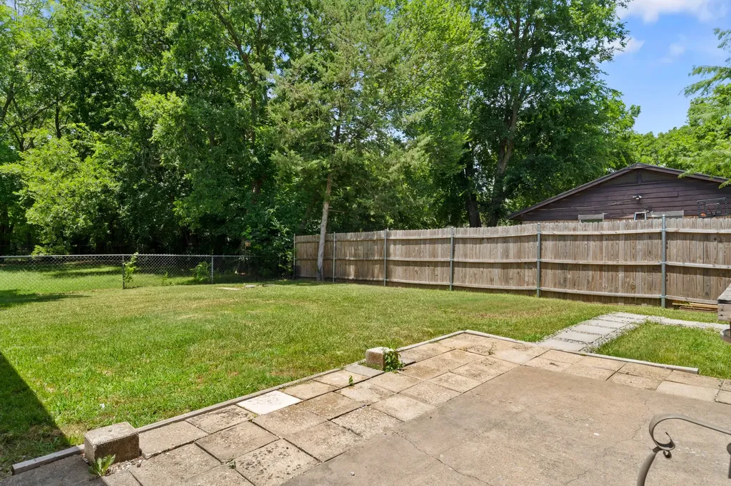 6204 Sayle Street Greenville TX 75402
