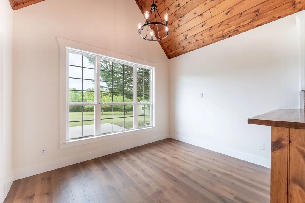 38 Jubilee Farm Road Bells TX 75414