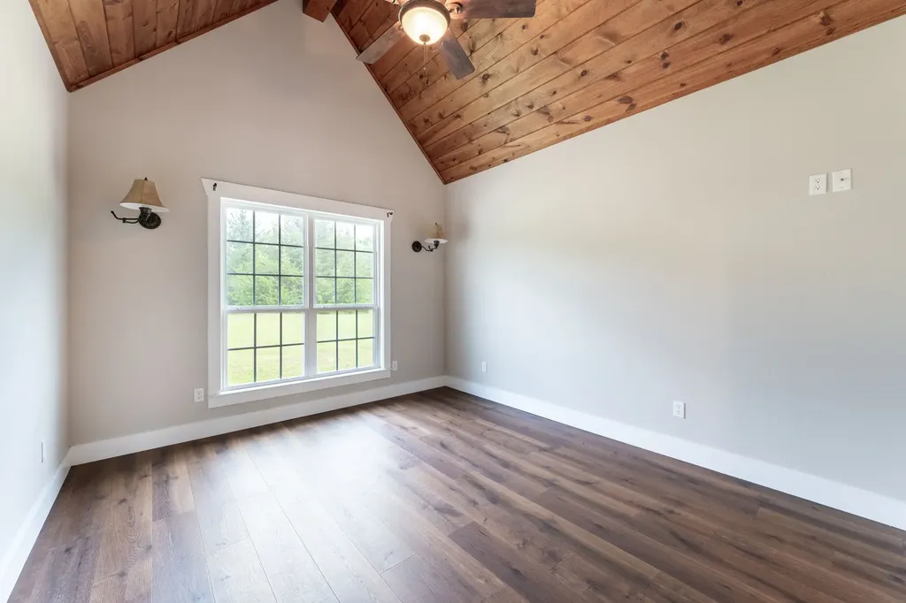 38 Jubilee Farm Road Bells TX 75414