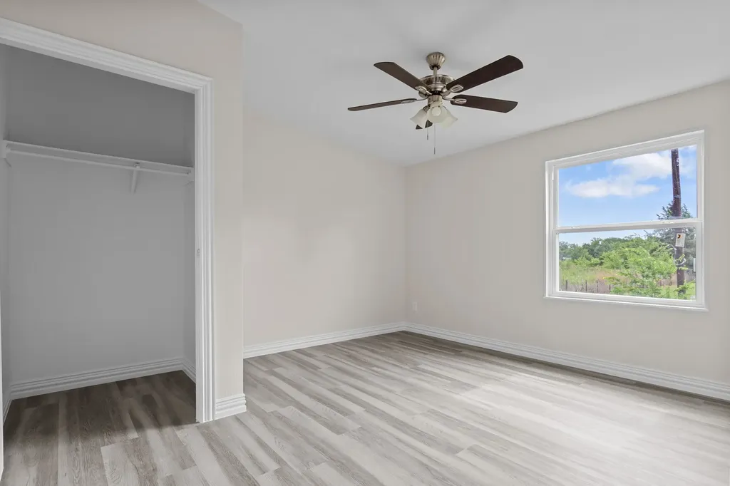 1006 S Telegraph Circle Quinlan TX 75474