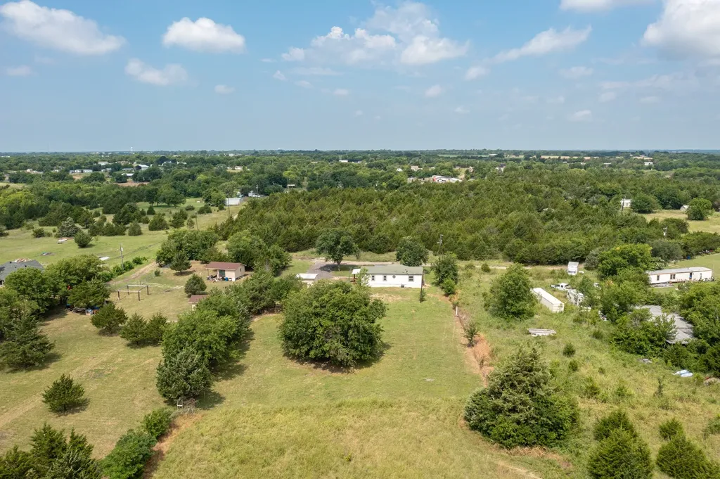 1006 S Telegraph Circle Quinlan TX 75474