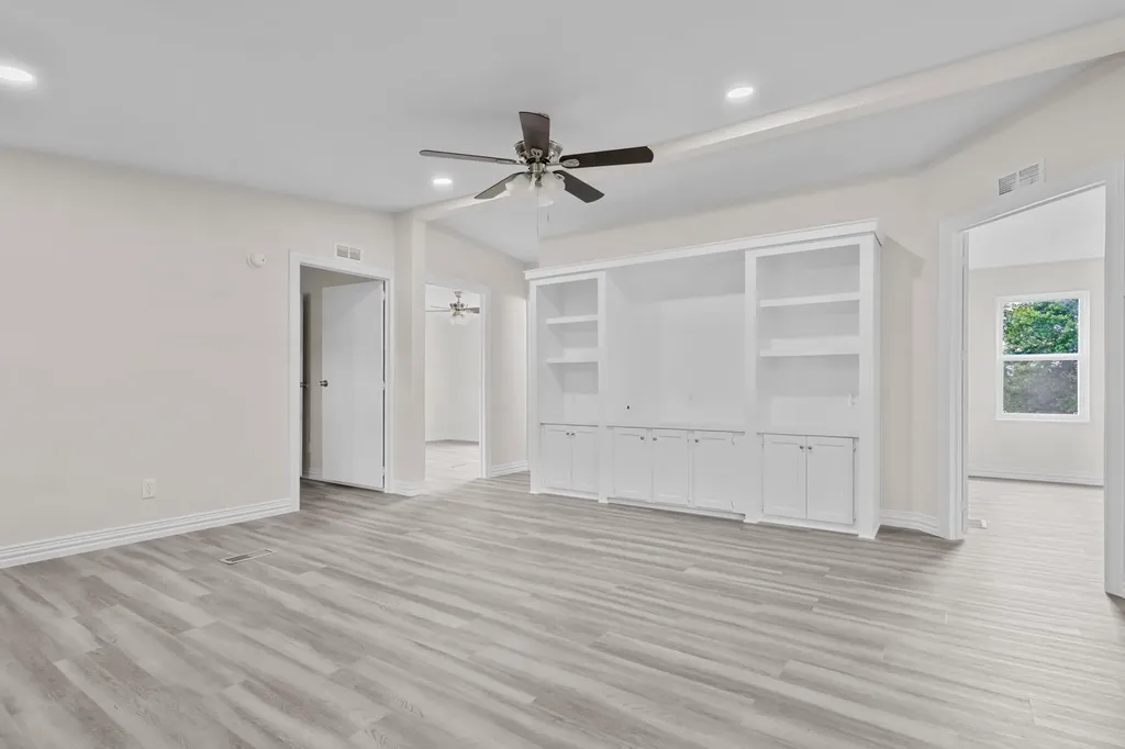 1006 S Telegraph Circle Quinlan TX 75474