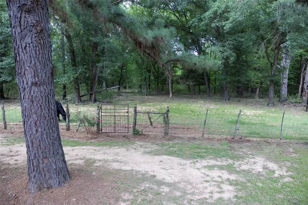 138 Private Road 473 Teague TX 75860