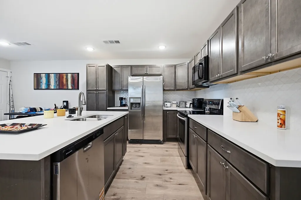 1632 E Arlington Avenue Fort Worth TX 76104