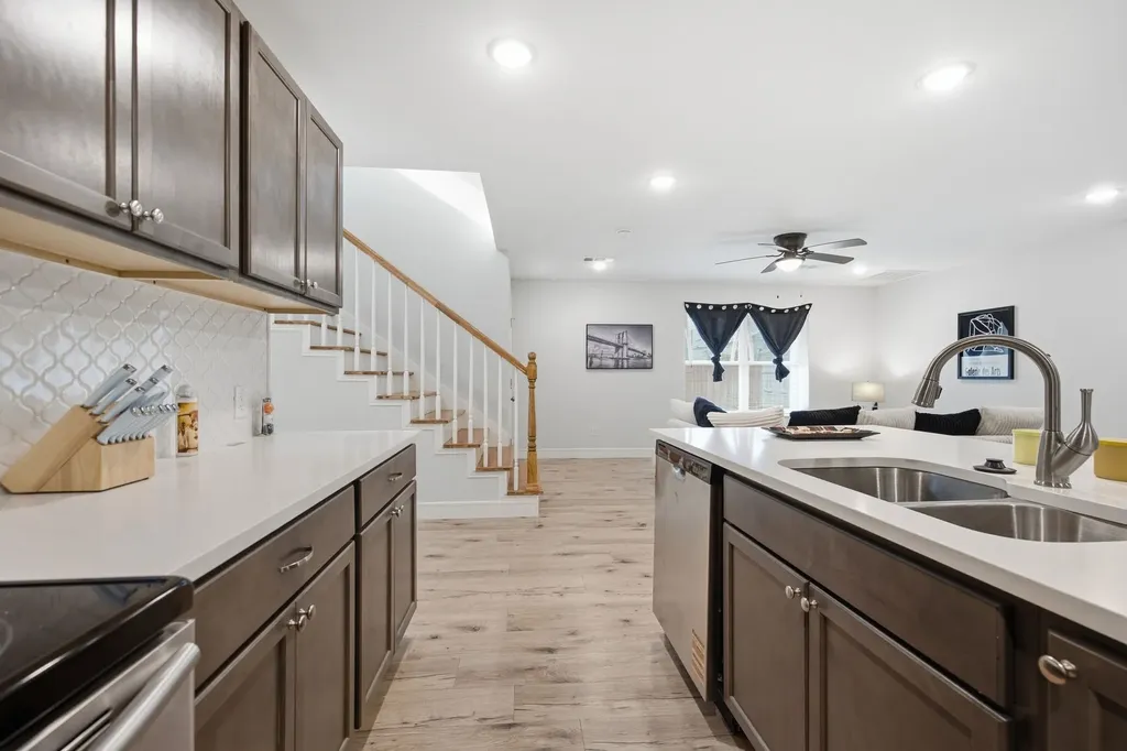 1632 E Arlington Avenue Fort Worth TX 76104