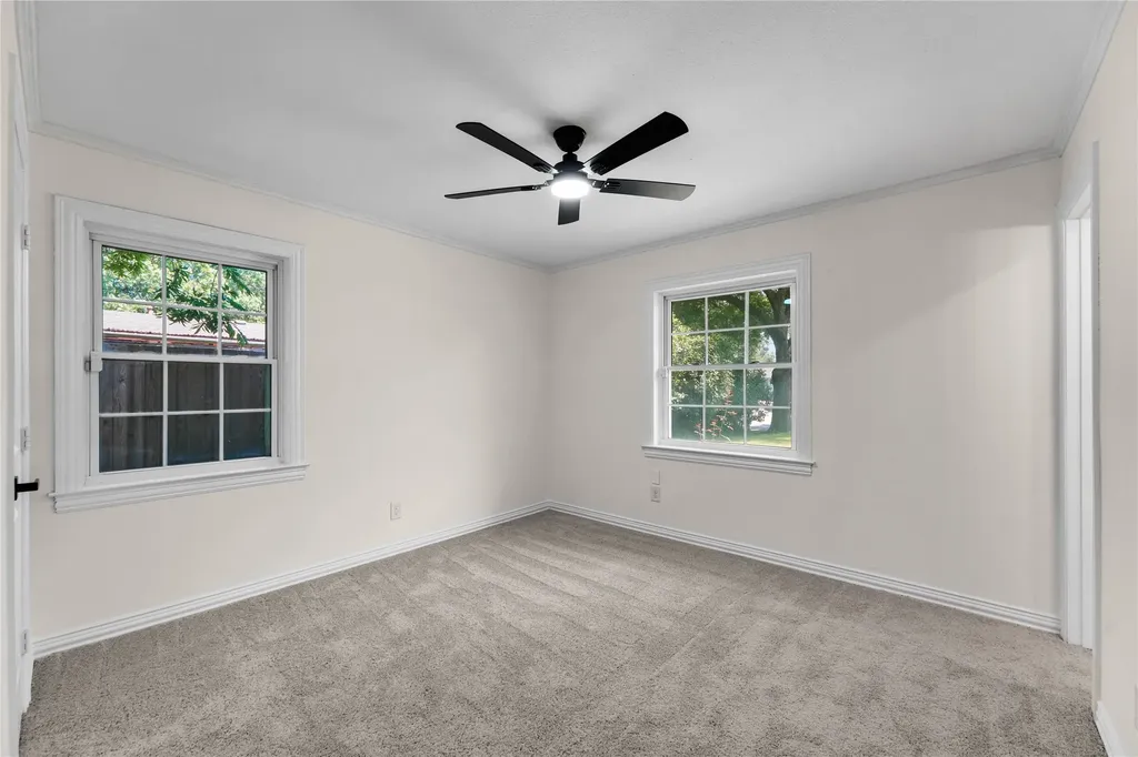 8616 Flicker Lane Dallas TX 75238
