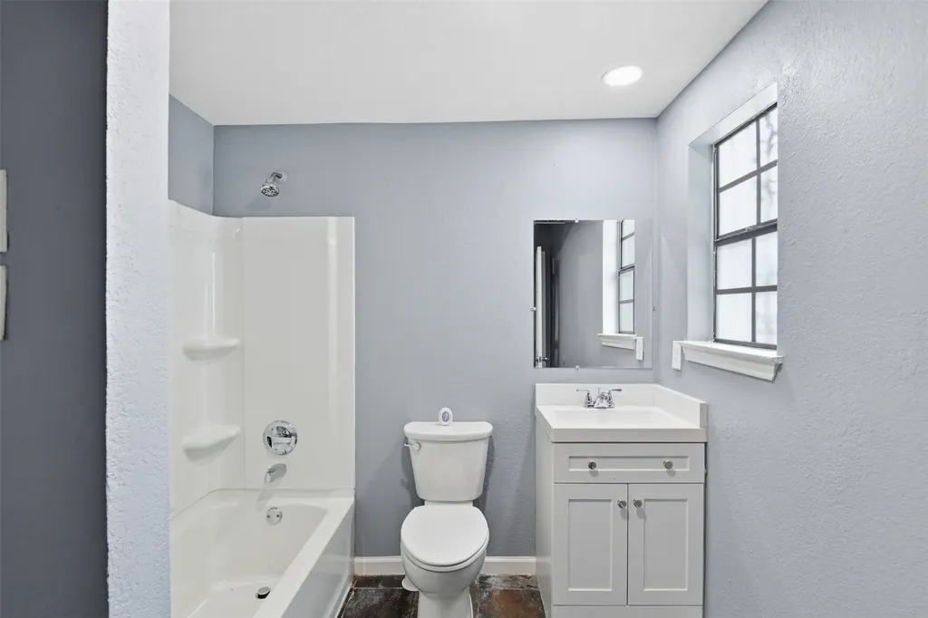 746 Quietwood Drive Dallas TX 75253