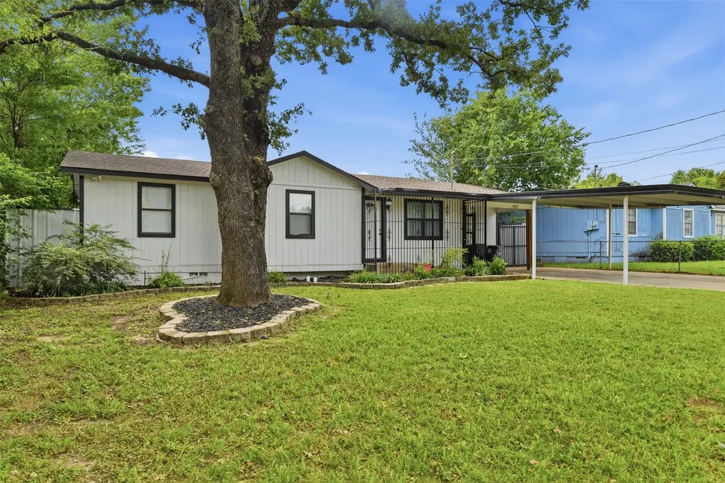 746 Quietwood Drive Dallas TX 75253