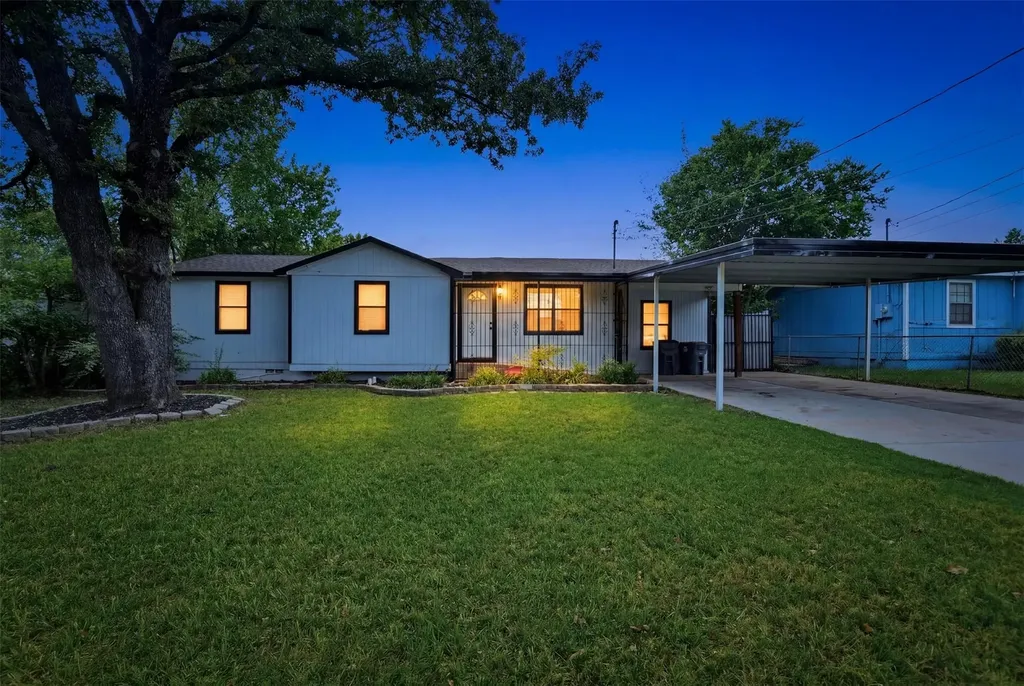 746 Quietwood Drive Dallas TX 75253