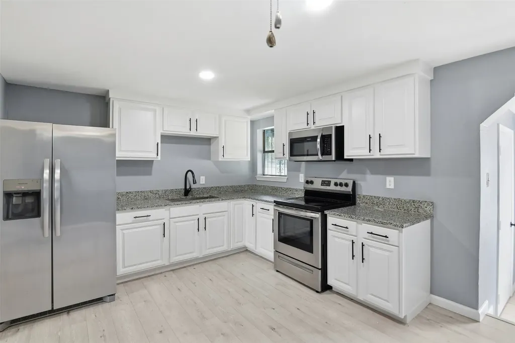 746 Quietwood Drive Dallas TX 75253