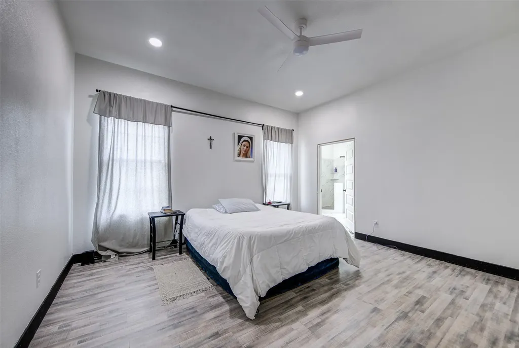 141 Wheelis Loop Decatur TX 76234