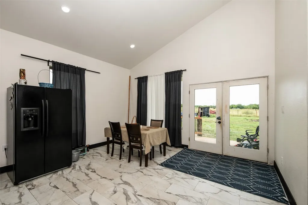 141 Wheelis Loop Decatur TX 76234