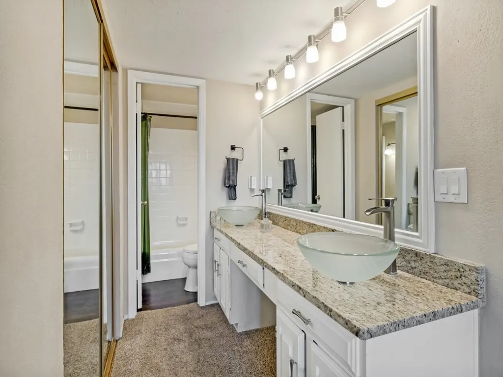 3139 Golden Oak Farmers Branch TX 75234