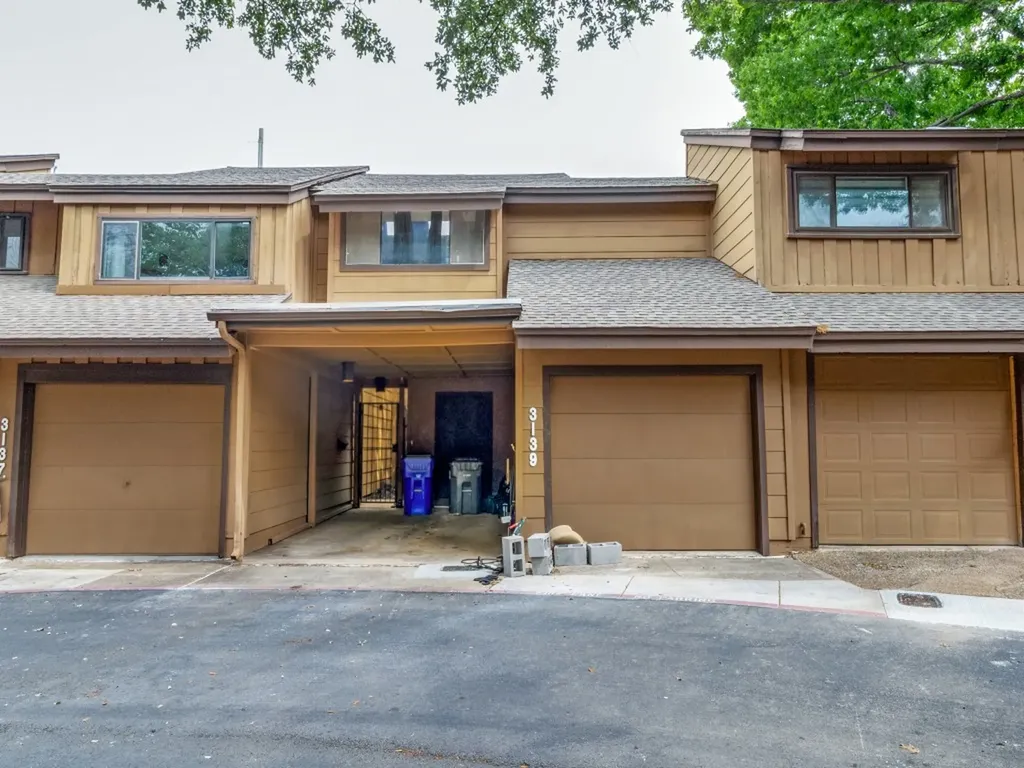 3139 Golden Oak Farmers Branch TX 75234
