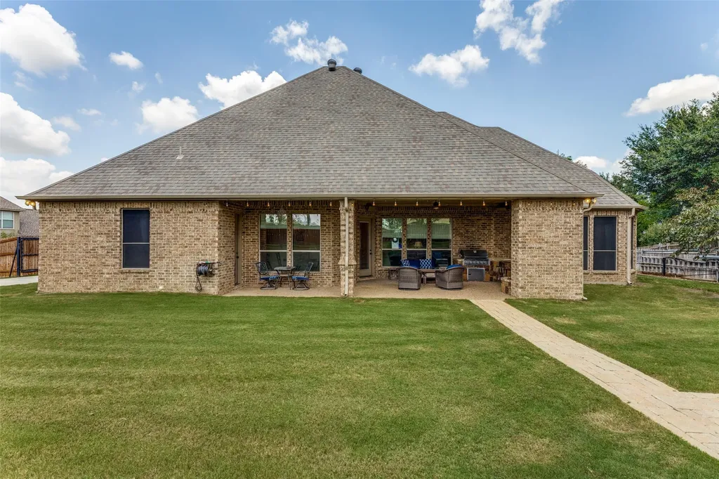 229 Arbor Lane Haslet TX 76052